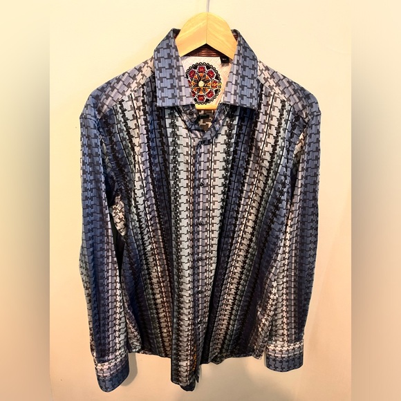 Robert Graham - Men’s Medium - Blue and White - 100% Cotton - Button Up Shirt - Picture 12 of 16